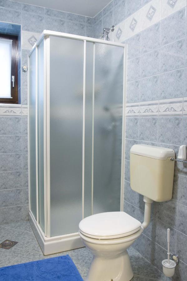 Apartments Pri Marjetki Церкно Екстериор снимка
